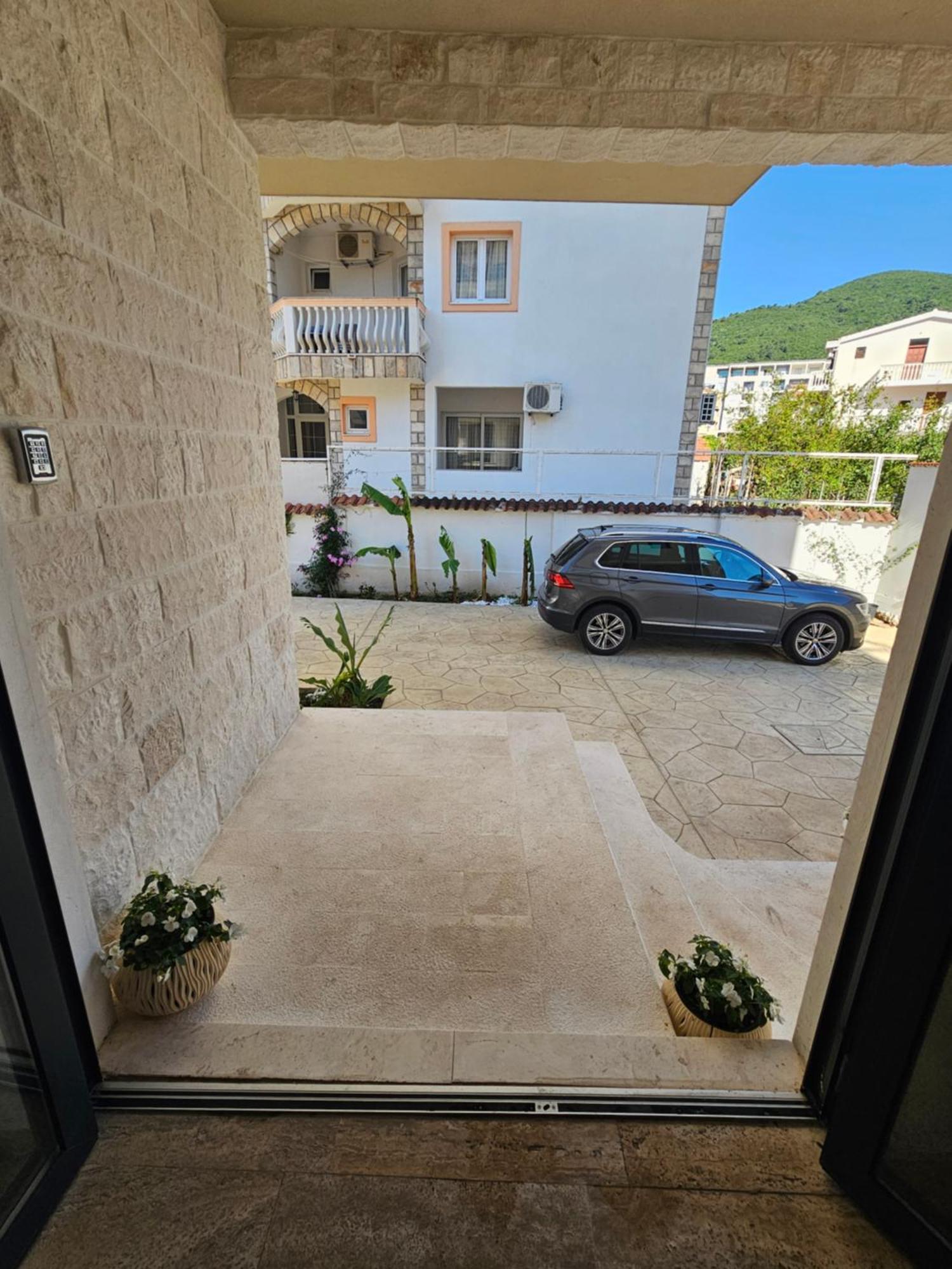 La Vida Apartments Будва Экстерьер фото